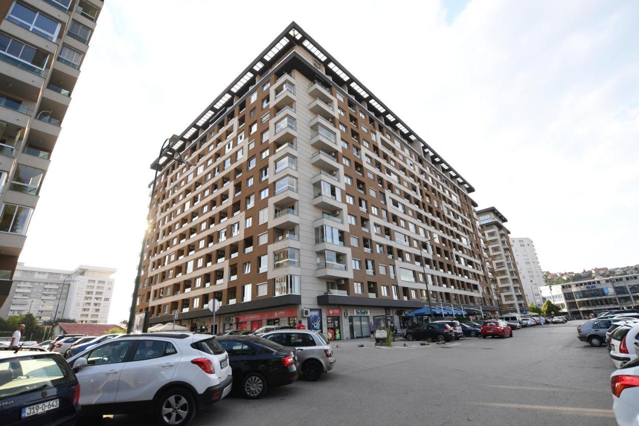 Sky Way Studio Apartment Saraievo Exterior foto