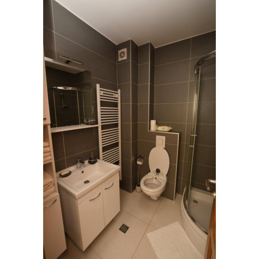 Sky Way Studio Apartment Saraievo Exterior foto